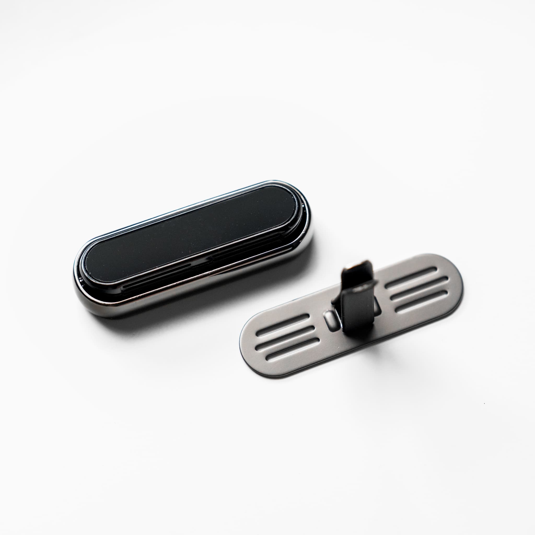 Smul™ Black Metal Car Diffuser Starter-Kit